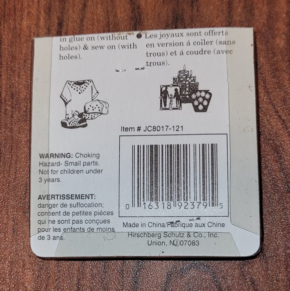 Heart shaped bedazzling jewels - Picture 2 of 2